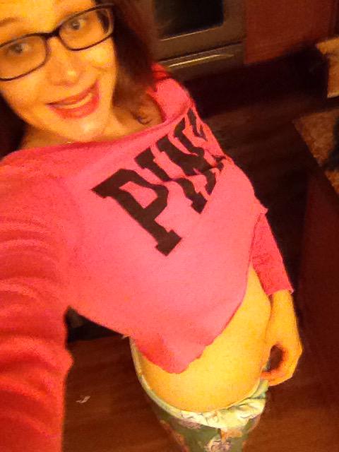 AveryLinLuxx's tweet photo. #comeback #MILF #ready for fun!! http://t.co/JL47re7X4o