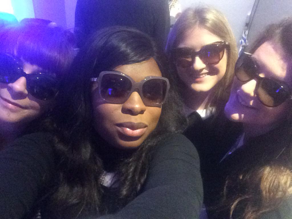 Regina_Oxo's tweet photo. @_Abbi_Perry_ @BeeAllard @Becky_8048 some of the best people I know #LuxFamily 😘😘 http://t.co/6Z658D0mcq