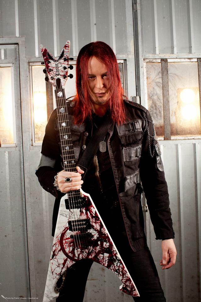 Today  \s mastermind is turning 45! Happy bday from MH Italia and its readers! \\m/ 