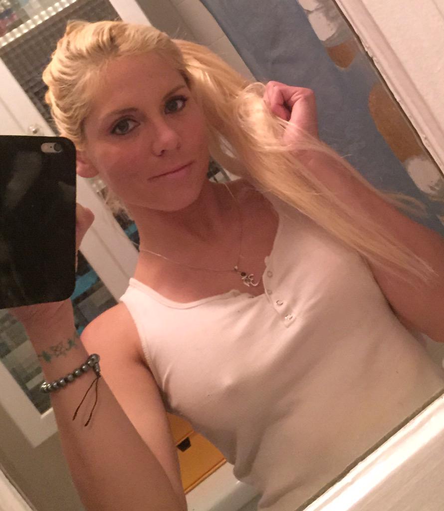 A couple more pics before bed! I went from nerdy to silly to? Yeah I don't know! Goodnight all you wonderful people! http://t.co/57LWxFYHmQ