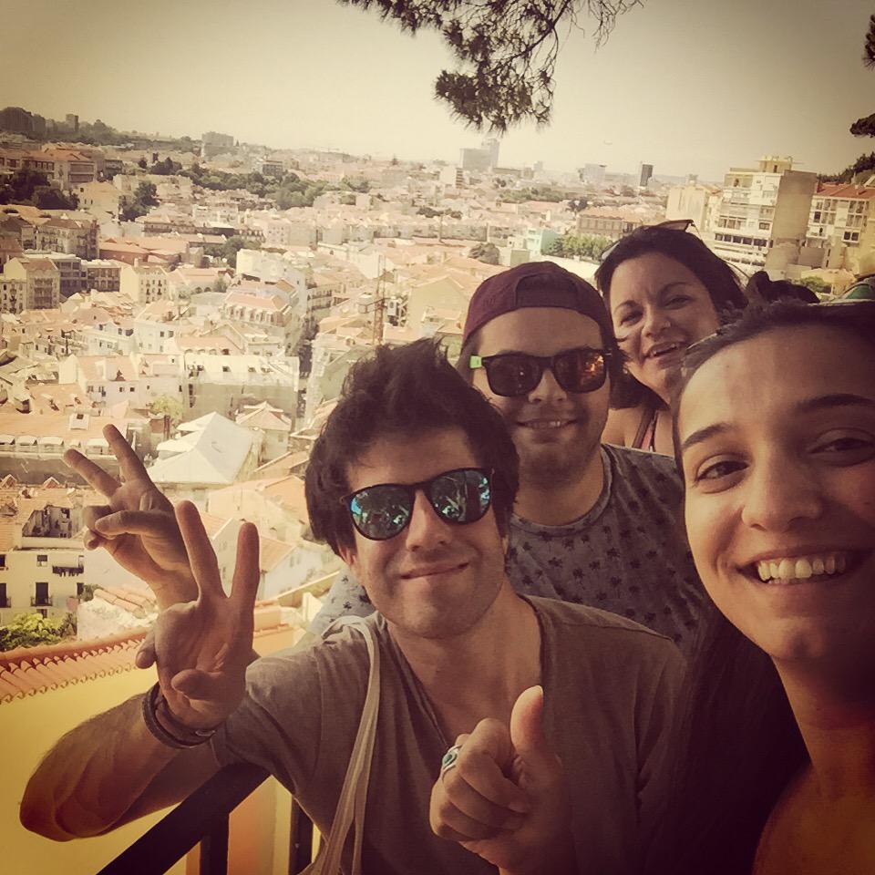 chloedeh's tweet photo. Cruising through Lisbon with the happy and healthy bunch #lifeworthlivingVT http://t.co/jDV2HrhCMA