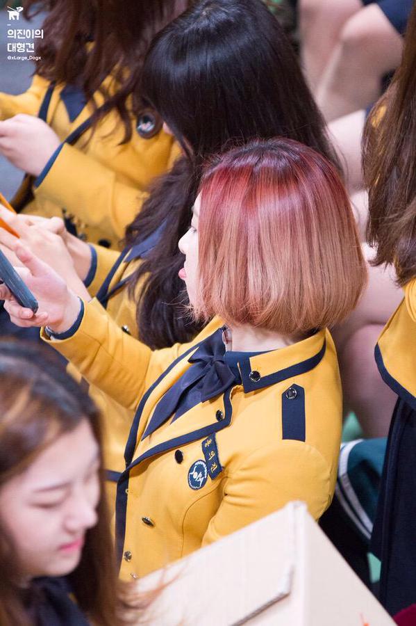 졸업식에서 눈물터진 소나무 의진 | 인스티즈