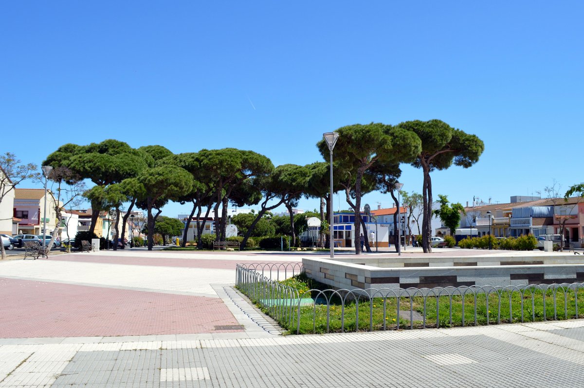 AytoPuntaUmbria's tweet photo. El Wifi gratis se extiende hoy a la Plaza Rafael Alberti de #PuntaUmbría (#Huelva) http://t.co/6tEMsuNY1g http://t.co/jERlD7gp3M