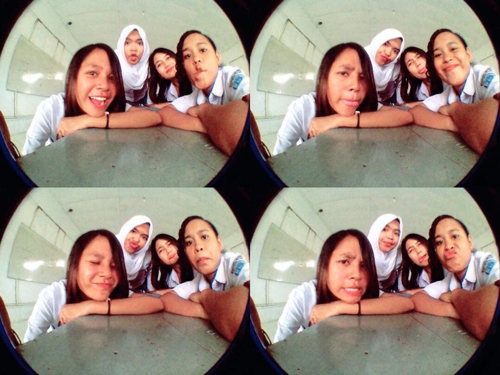 dcantikagung's tweet photo. Kelas baru, teman baru, wali kelas baru, dn suasana baru😁 http://t.co/CyZa8iZQPi