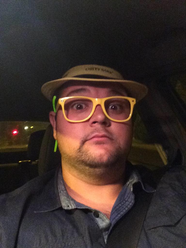 bofetonatiempo's tweet photo. Si llegamos a los 200 seguidores o 50rt sorteamos pegar un #bofetonatiempo a @AlexJulianT  #MartesDeGanarSeguidores http://t.co/JRPbFleiCh