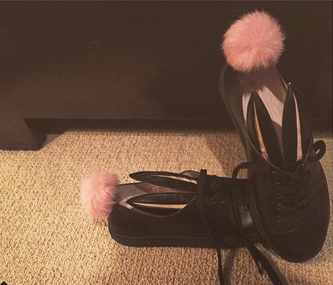 ciaycey's tweet image. i want these soooooooooooooo 🐰 #minnaparikka #bunny #puffytail