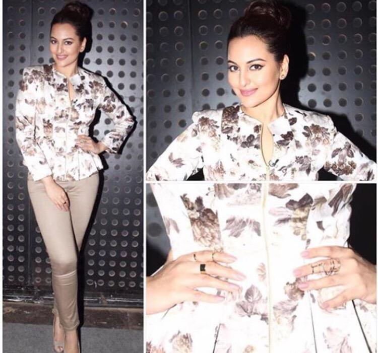 Gorgeous Sonakshi adorning label manika nanda. Love her look <3