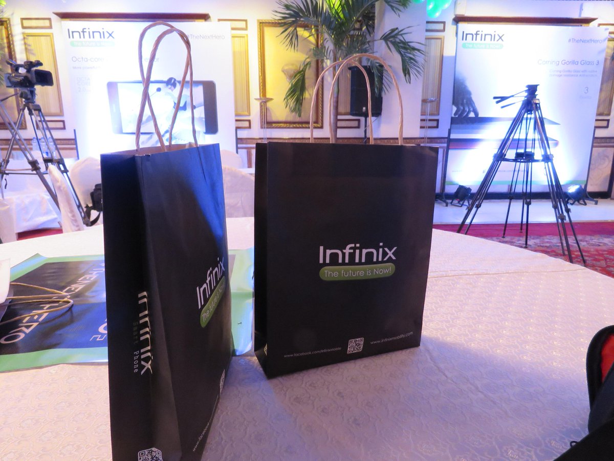 MobileSaint's tweet photo. Goodies from @InfinixPakistan . Launch of Infinix Zero2 #thenexthero http://t.co/PEj8gFwShG