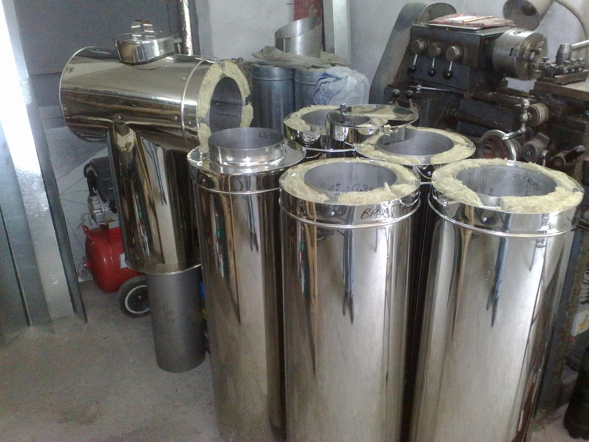 дымоход из нержавейки. оборудование для дымоходов. сэндвич труба для дымохода 150. дымоход из нержавейки. оборудование для дымоходов.