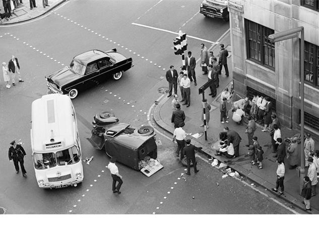 metroimaging's tweet photo. Check out @colinobrien65 70's years of #LondonLife scenes, currently on show @SocietyClubSoho http://t.co/22PoITpNIS http://t.co/8DPO0piGSh