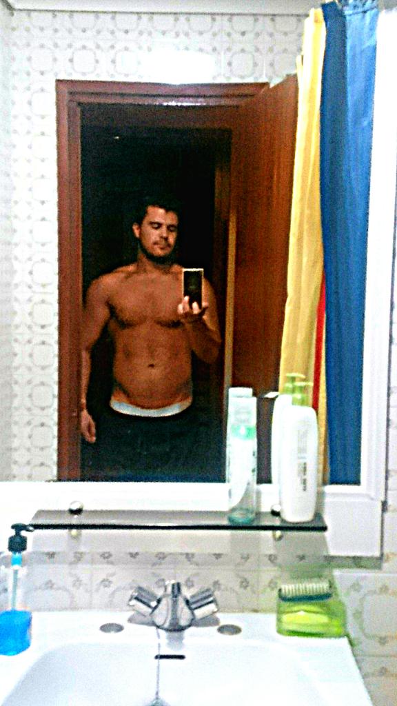 javier tweet media