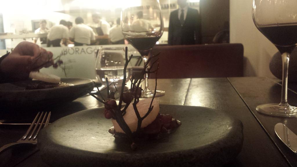 scottpollock's tweet photo. Definitely go to @boragocl if you're in Santiago. Out of control. @RGBorago http://t.co/z13ueslDRj
