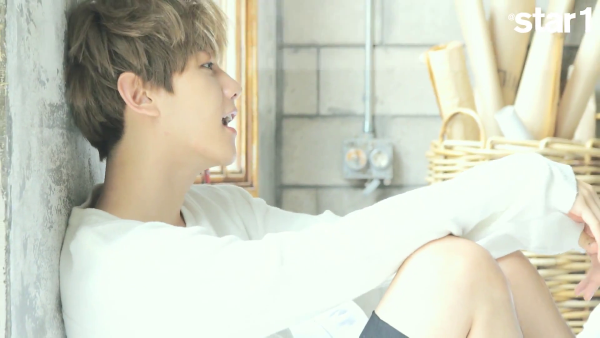 chanbaekunion's tweet photo. [CAP] STAR1 MAGAZINE Baekhyun #cbau http://t.co/HM4nOO3Ld1