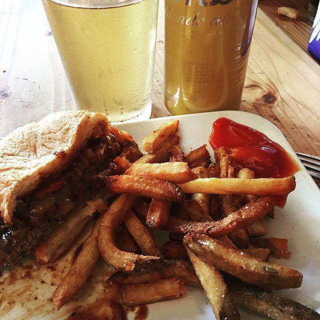 When you're in Seattle and you need a burger, I love Uneeda Burger in Freemont. Natural beef, gluten free buns and …