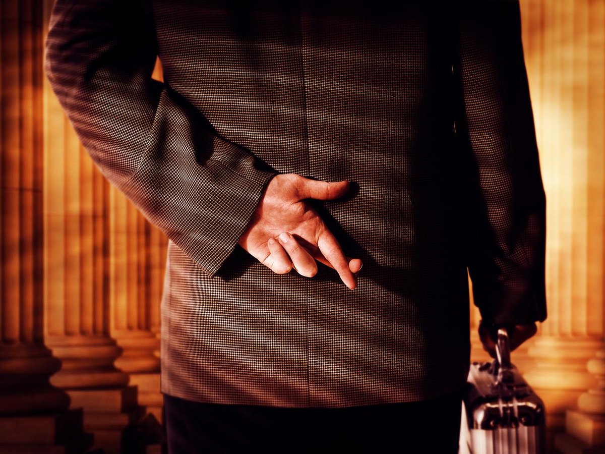 DTNEtiquette's tweet image. Oh those people who say one thing to your face &amp;amp; another behind your back...tsk tsk! ~ #DTN #nottrusted