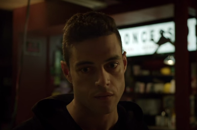 MrRobotScenes's tweet photo. What are you? #MrRobot http://t.co/eEX0FvLFnS
