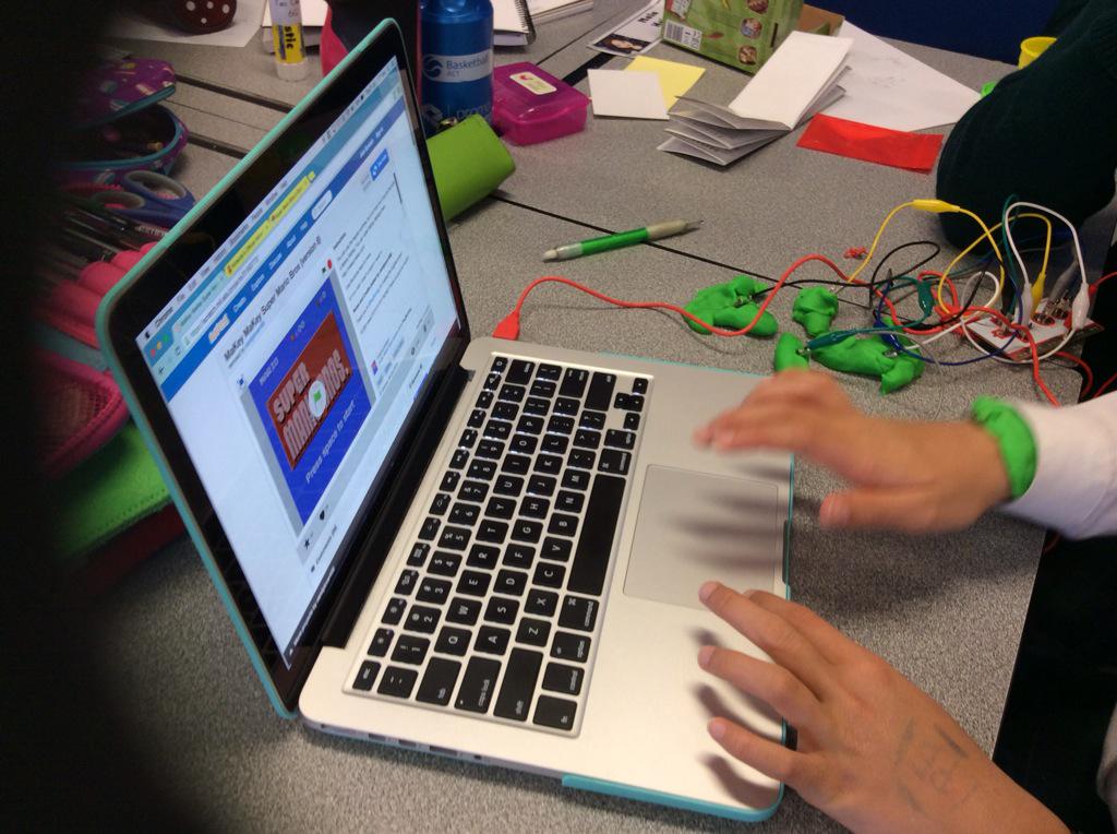 cggs6g's tweet photo. Experimented with the makey-makeys today. Created game controllers, music from playdough and human bongos! http://t.co/7DRBAfyDEw