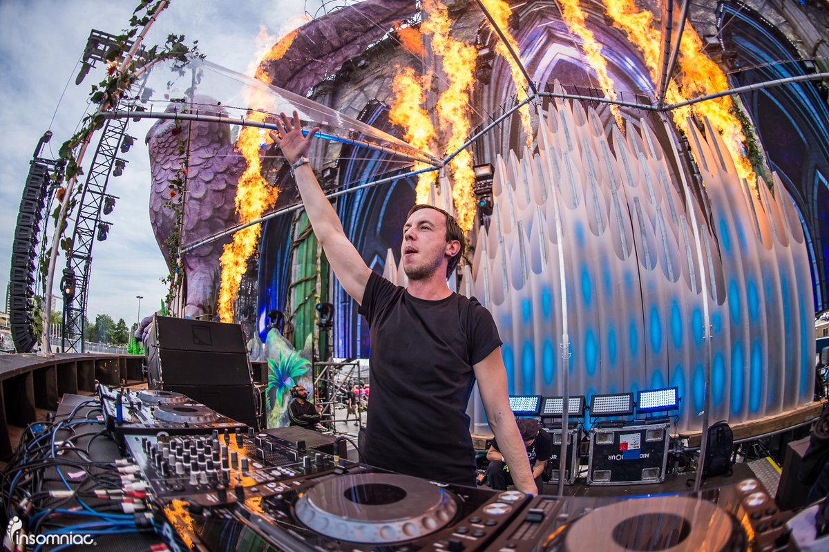 Happy birthday <a href="/Andrew_Rayel/">Andrew Rayel</a>! Have a great day! 🎉