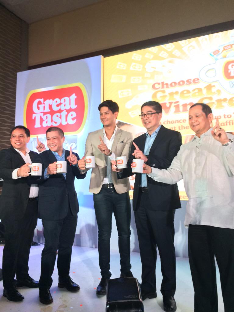 GreatTaste3in1's tweet photo. Cheers to greatness! URC executives and Daniel Matsunaga announce the Choose Great, Win Great Raffle Promo! http://t.co/UMeyEm1uV4