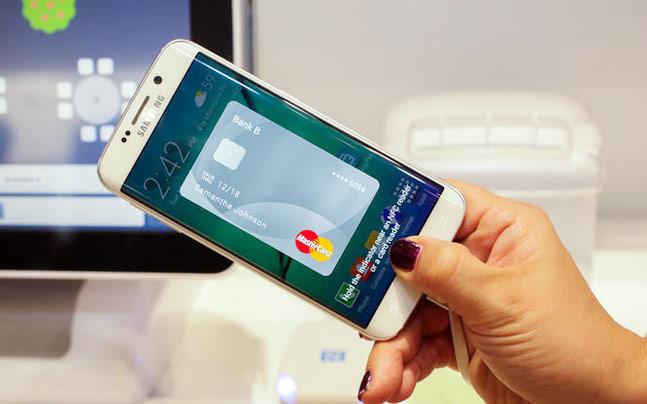 IndiaToday's tweet photo. #Samsung starts testing mobile payment service

http://t.co/LltZXfBYab http://t.co/hBOtkOpEpD