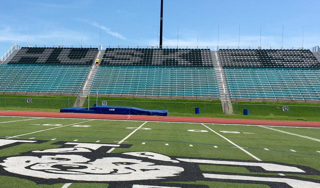 LuxorLegend's tweet image. Hustle beats talent when talent won't hustle #lovethechallenge #focus #watchforsigns #makeithappen #addothercliches