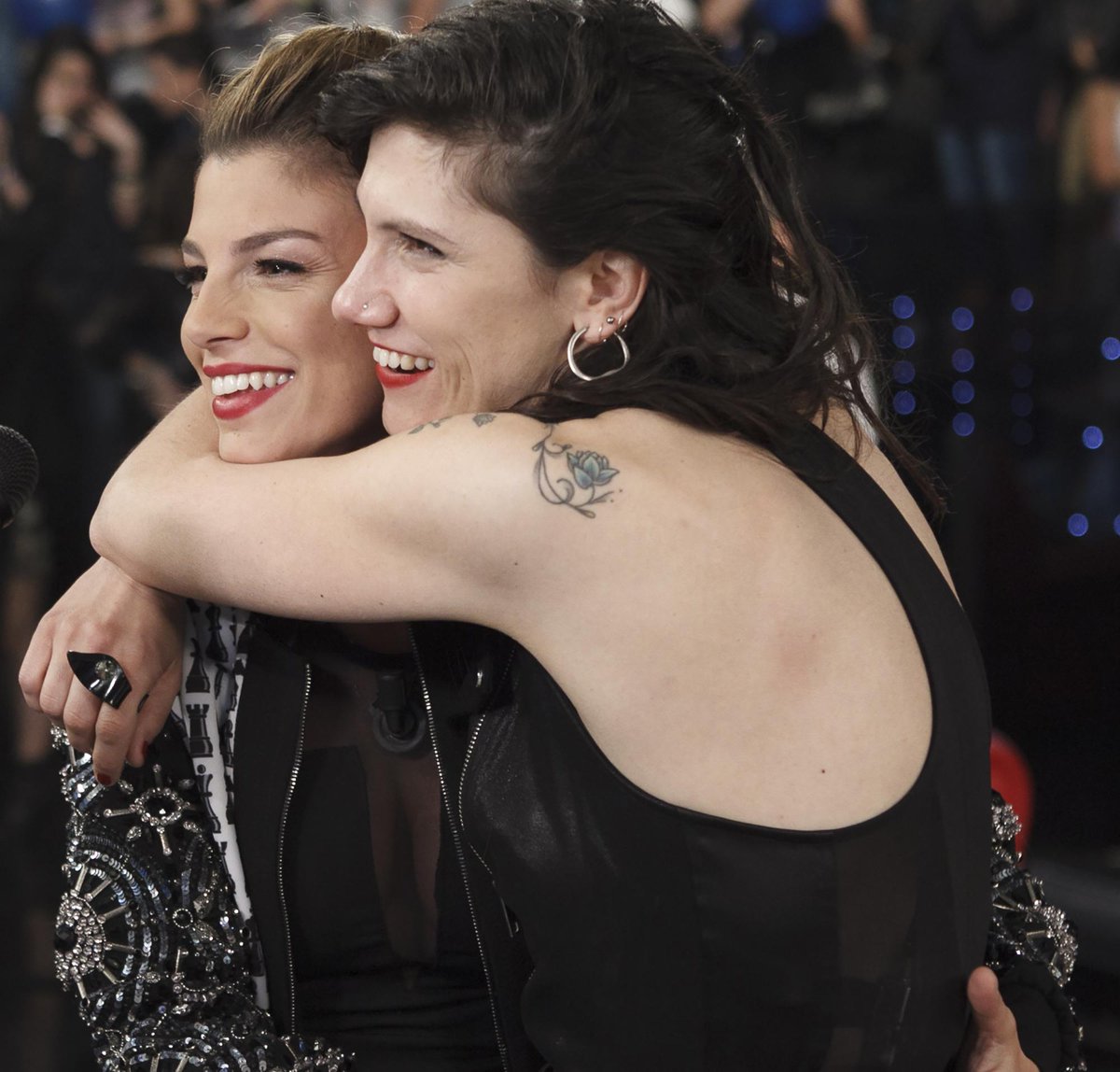 AmiciUfficiale's tweet photo. #SHARETHELOVE ❤❤❤ @elisatoffoli @MarroneEmma #Amici14 #AmiciMemories http://t.co/wc9mOJ7YAF