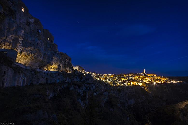 giuseppecik's tweet photo. Che belle le rivoluzioni silenziose... #mt2019 @Matera2019 @DigitalChampITA http://t.co/HO4gCBRIZR (foto di @rocgiov) http://t.co/cjpDNxjjDj