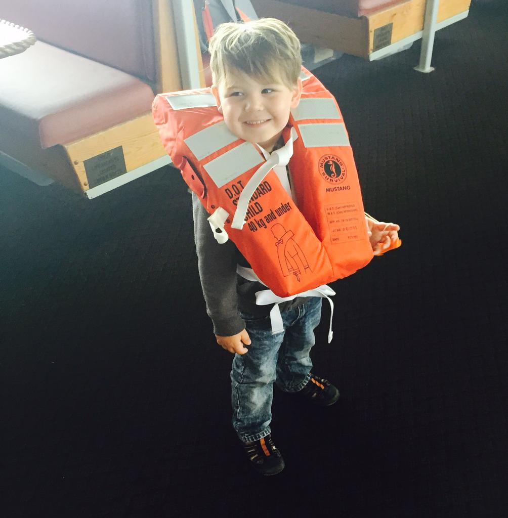 MSKenora's tweet image. Kids welcome to come cruise.  #mskenora #lakeofthewoods #kenora