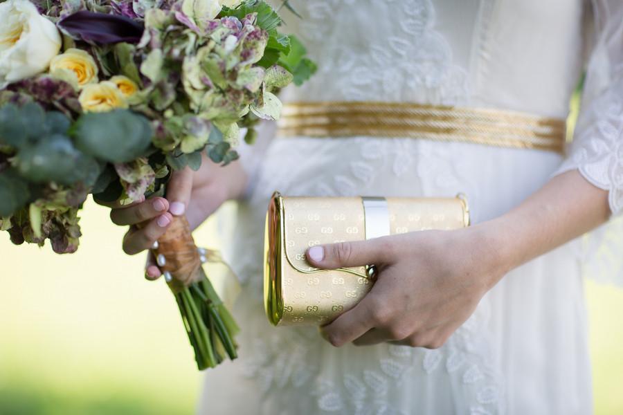 Sophisticated + Rustic Vermont Farm Wedding with @J_Harper_Photo: onthegobride.com/2015/06/sophis…