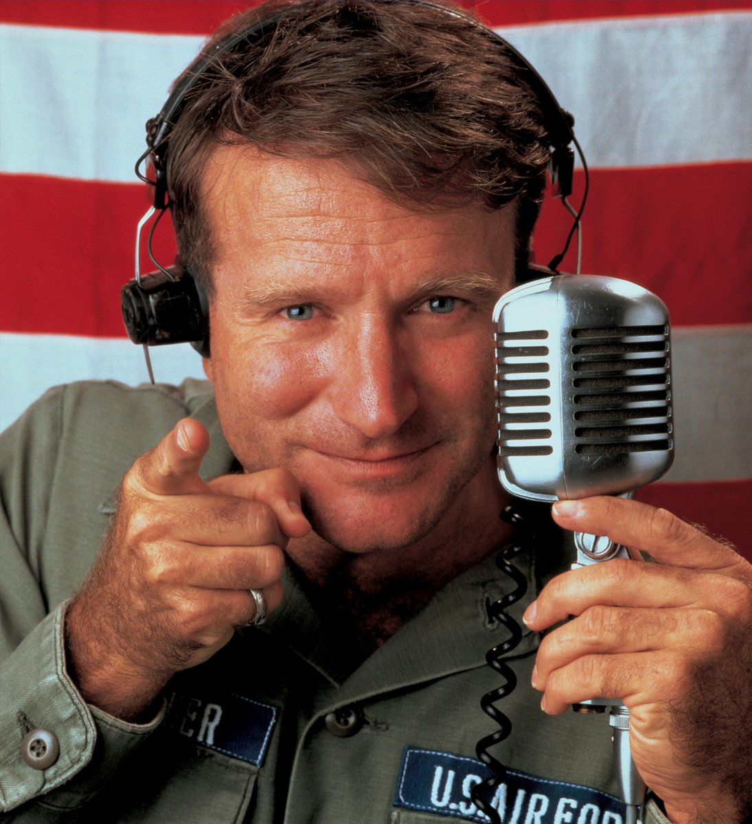 CHC_1927's tweet photo. Happy Birthday, Robin Williams!  (1951–2014) http://t.co/6N7abPIB3L