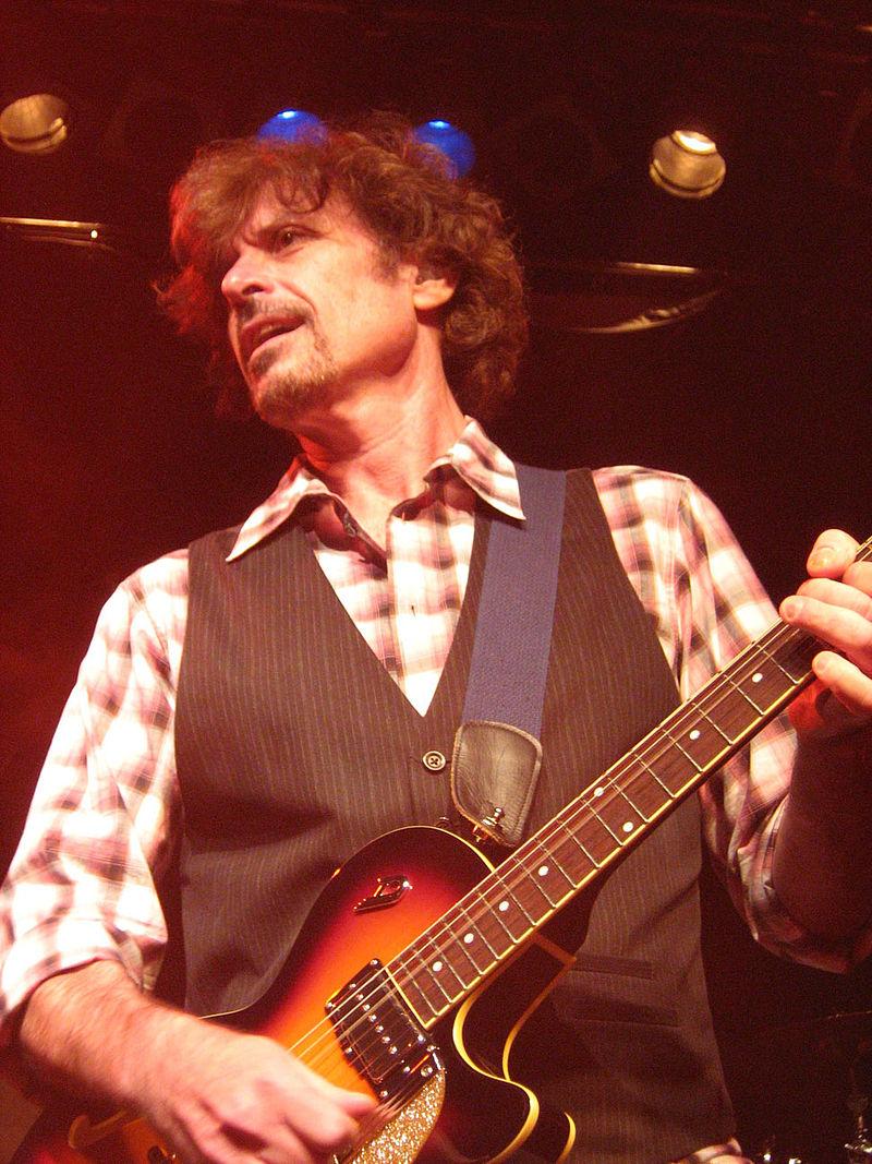 Happy 62nd birthday Eric Bazilian, great singer-songwriter, multi-instrumentalist The Hooters  