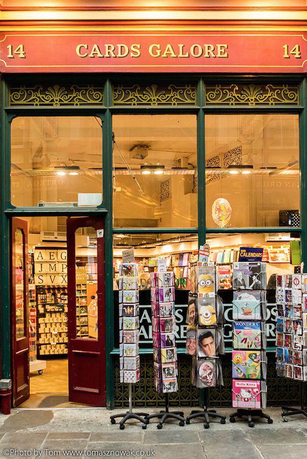 LeadenhallMkt's tweet photo. Hidden treasures-that special shopping experience Fashion-gifts-food-dining  Art Visit  http://t.co/gb4iflD3j0 … http://t.co/aCOnnyG5Ns