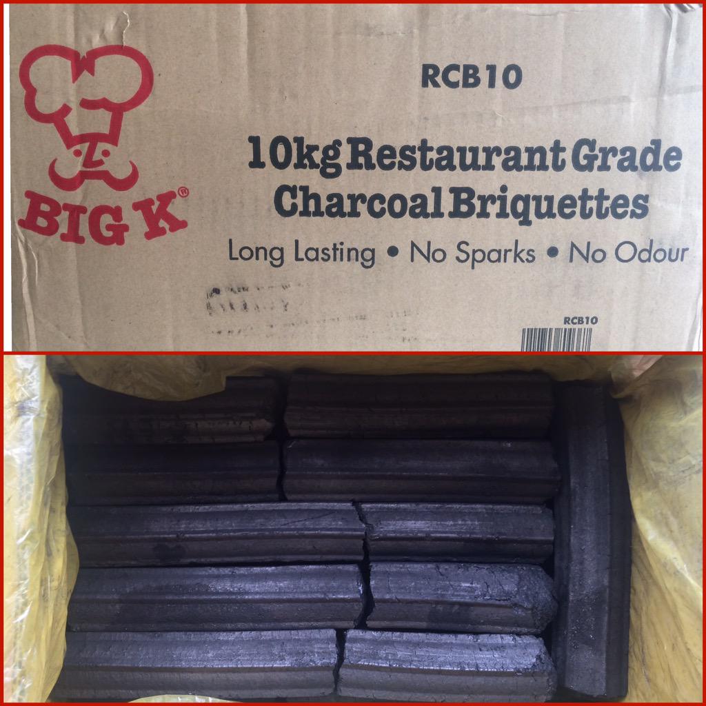 thuros_UK's tweet photo. Ooooh....ahhhh....! Look at what's just arrived from @Bigkproducts - #restaurantgrade #briquettes ๐๐ป๐ฅ http://t.co/BCNC4PQ9XH