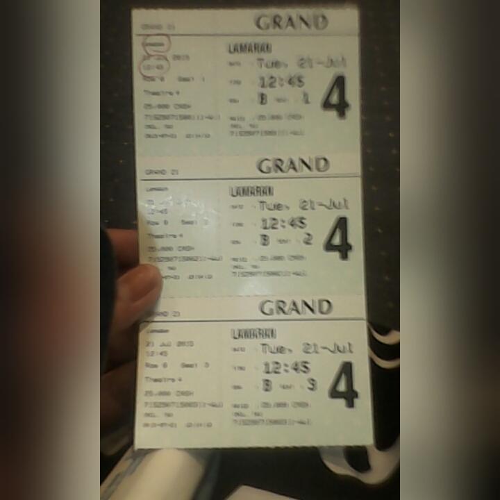 fadhiae_phutrie's tweet photo. @septriasa_acha Keren banget film #Lamaran Lucu bgtt logatnya kak aca.Gokil bgt,1 studio tertawa semua liat film'a😍😱😁 http://t.co/U6IiukpMdE