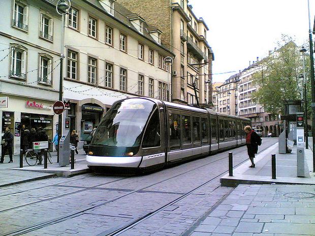 TimHasid's tweet photo. Aux Etats-Unis, les villes française sont l'exemple à suivre en termes de transport urbain http://t.co/yT5L2Y9XiI http://t.co/OVJNoLW4hw