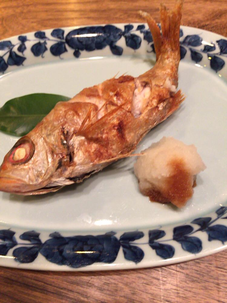 佐久間真理子 岩牡蠣 飛魚のぬた 治部煮 のどぐろ のどぐろは 別名 ぎょうしん とも言うんですって 漢字だと 魚神 だそう Http T Co Vckpk65shj