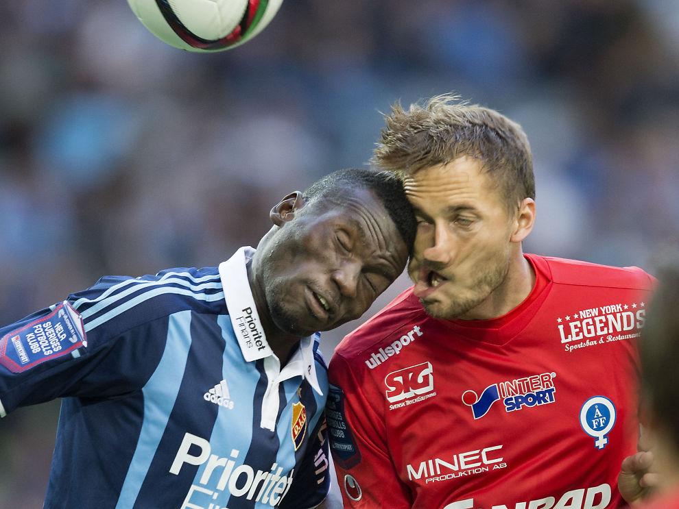 vgnett's tweet photo. Au, au, au, au. Sjekk nordmannens stjernesmell i debuten http://t.co/MM1iAs4dQW http://t.co/JpL7CJLd1g