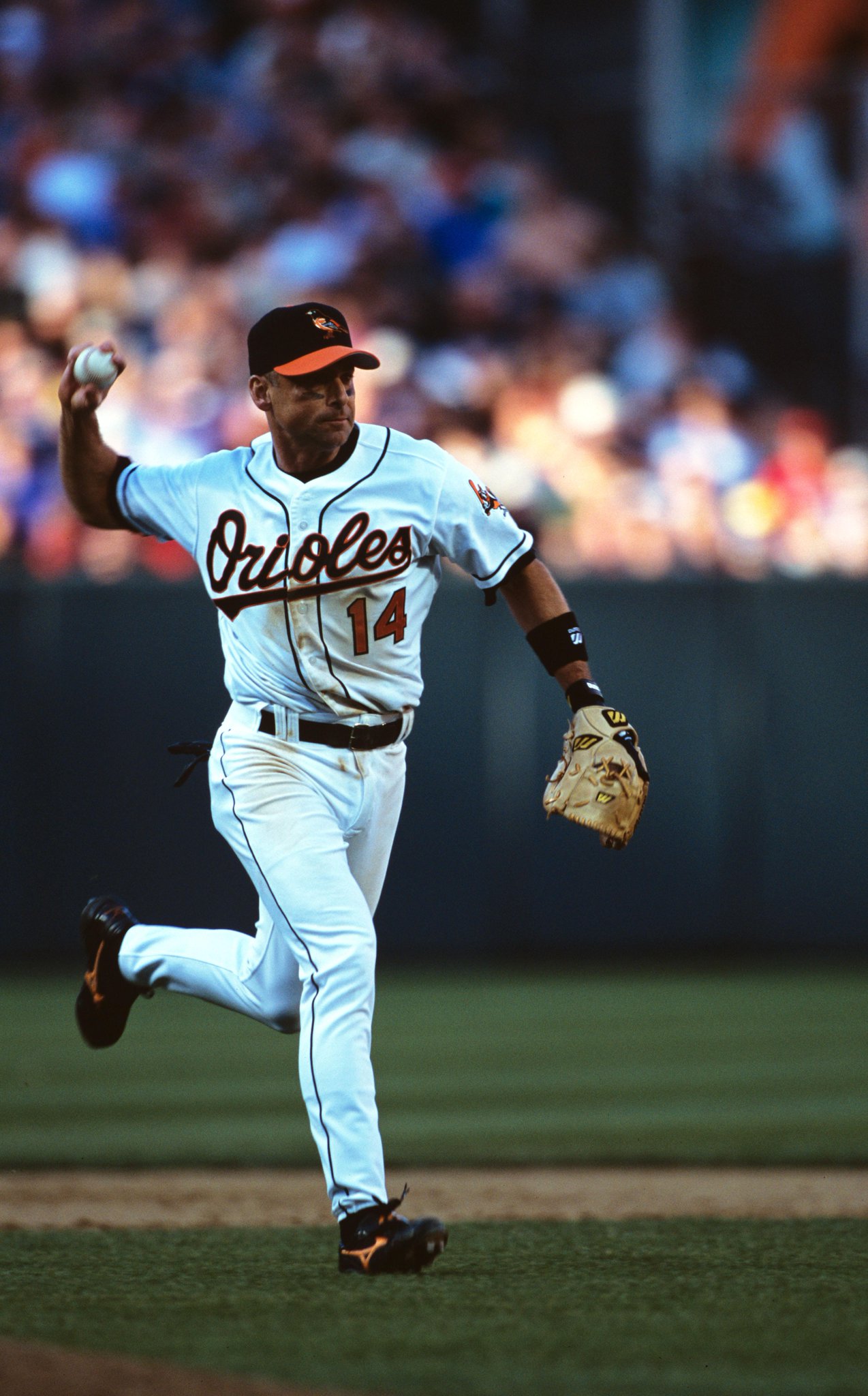 Happy 50th Birthday to Orioles HOFer and current broadcaster, Mike Bordick! 