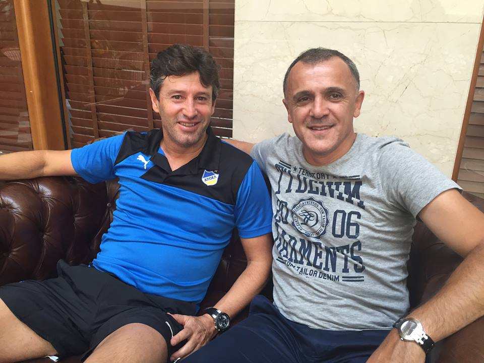 Drulovic with APOEL's manager; photo: Ljubinko Drulovic
