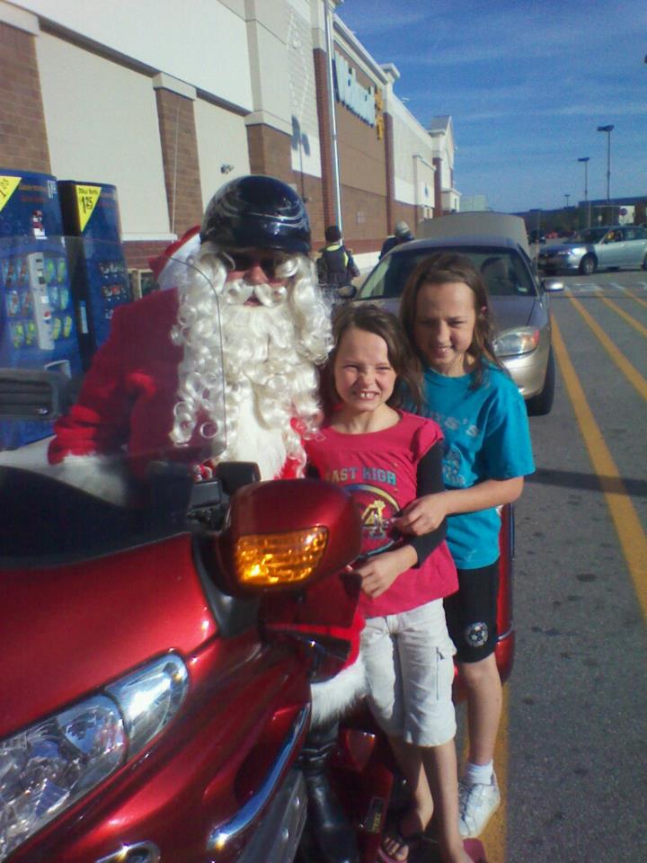 AngleSteinfeld's tweet image. my family