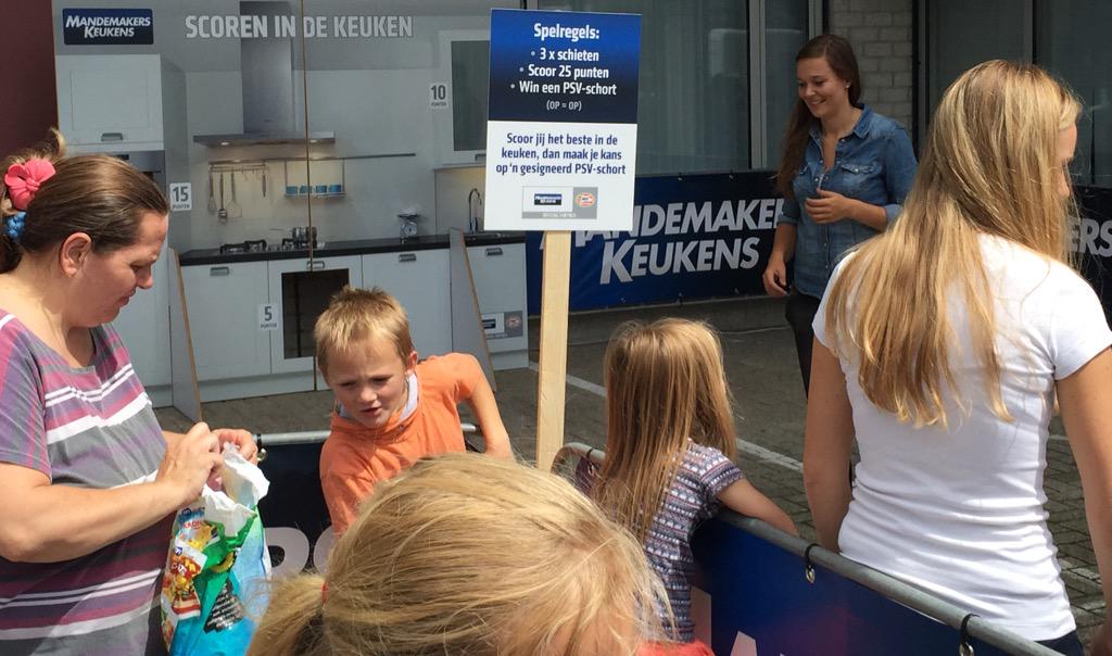 Natuurlijk zijn ook onze partners aanwezig met toffe stands! <a href="/PhilipsNL/">Philips Nederland</a>, @Driessen_HRM, <a href="/MandemakersK/">Mandemakers Keukens</a> &amp; <a href="/MercedesBenz/">Mercedes-Benz</a>