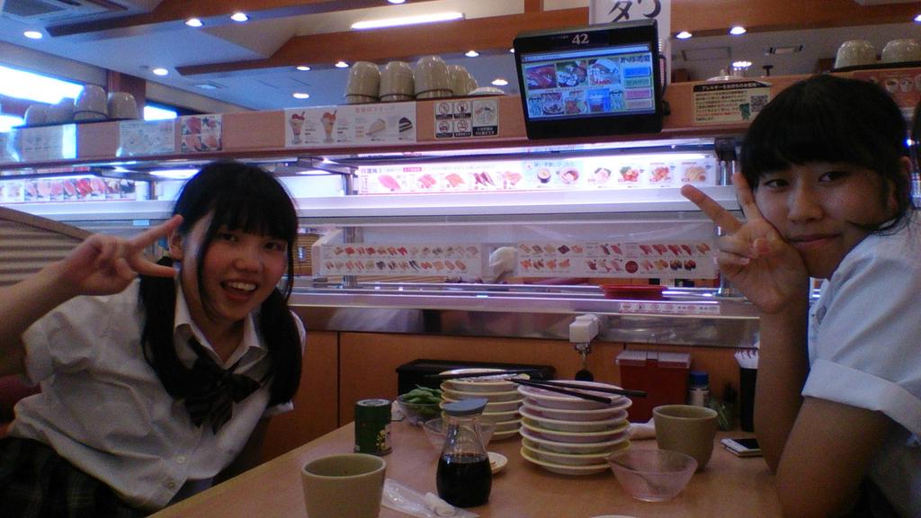 poonn_k's tweet photo. かっぱっぱ
下校メンツでかっぱっぱ

夏の思い出が出��たぜ✨

私が居なくても
PlaceよりWithじゃん⤴︎
を思い出して生きて頂きたい😆

((金井にツイート先越された http://t.co/nMLi6Rioei