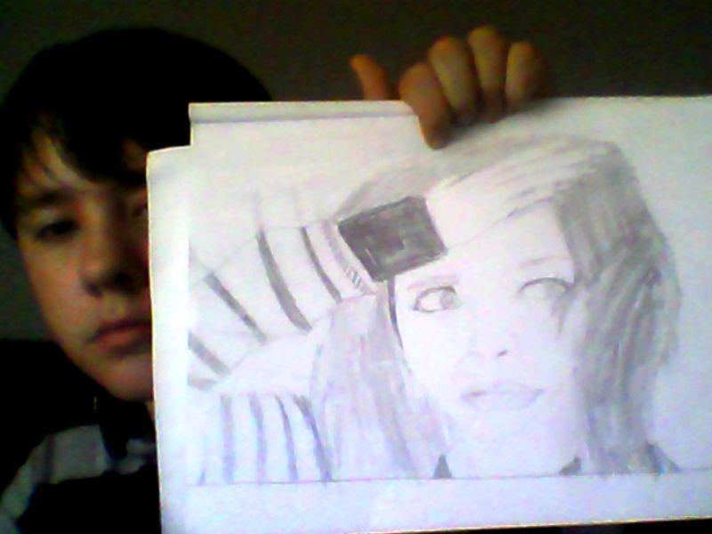 caddy0115's tweet photo. @yelyahwilliams I Tried to draw you but i didn’t turn out that well #webcamtoy http://t.co/Y9OQSjMwXO