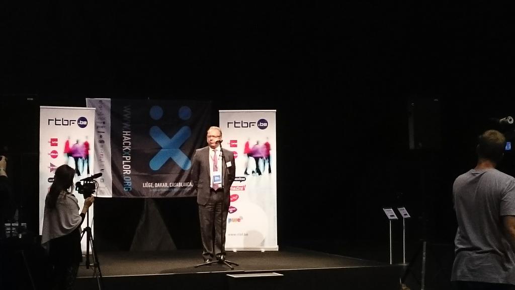 WBI_tweet's tweet photo. #FMLF2015 Ouverture du #Hackxplor à Mediarives dans le cadre du @FMLF2015 #rtbf #liège #Francophonie http://t.co/T5jMD6J9A3