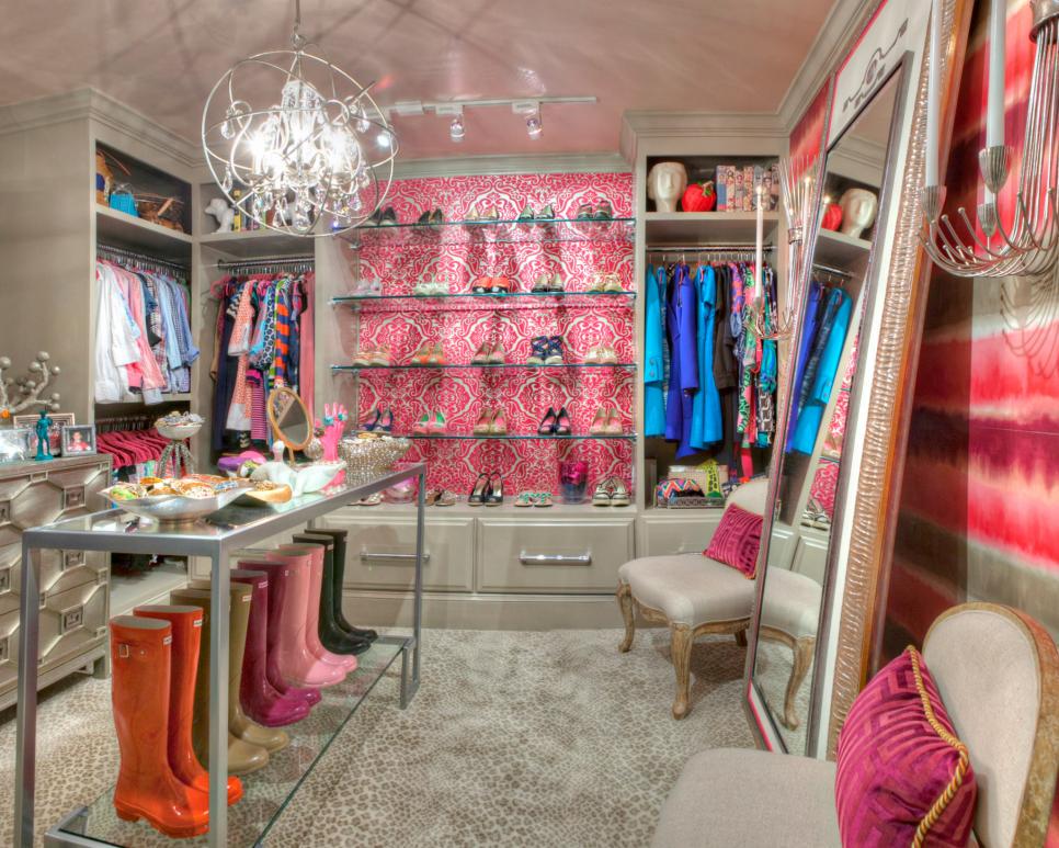 hgtvdecorating's tweet photo. Don't mind us -- we're still dreaming of the perfect closet. Get yours with these 8 tips >> http://t.co/xtqfN0lL4z http://t.co/Fr5HOq9qKV