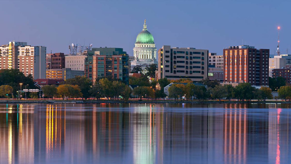 SentryCareers's tweet photo. At Sentry, we’re proud to extend our roots beyond Stevens Point to our three Madison offices. http://t.co/TApOtkbjA4 http://t.co/uZOeeUcXnN