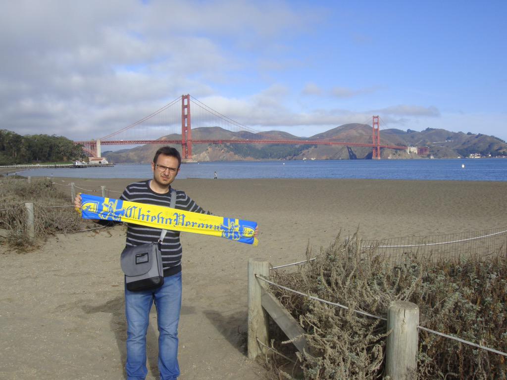 mauz83's tweet photo. Il Chievo a San Francisco @SerieA_TIM @ACChievoVerona  #IlCalcioèDiChiLoAma http://t.co/4Ju2eAbruj