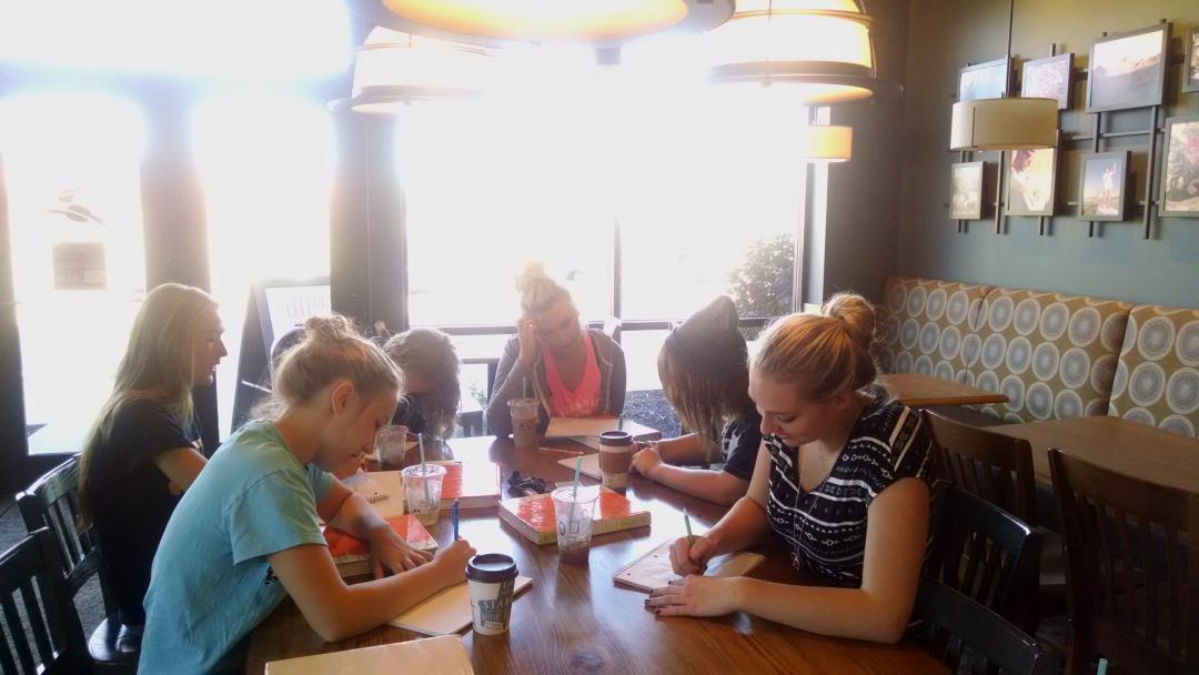 KateH20FC's tweet photo. AP Psychology summer session underway...true dedication at 8 am on a summer morning!! #gocrickets #psychology http://t.co/jwsTIxZofT