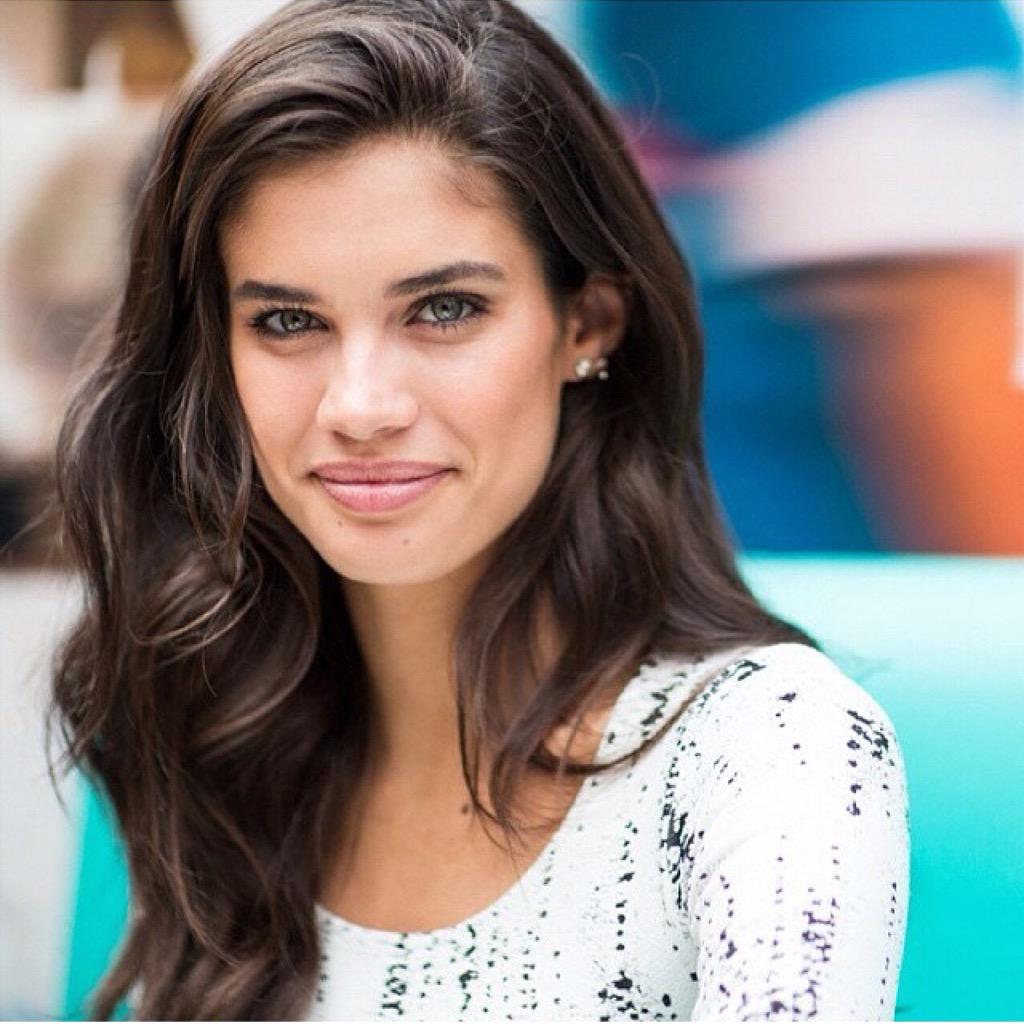 Happy Birthday Sara!! Italy loves you     