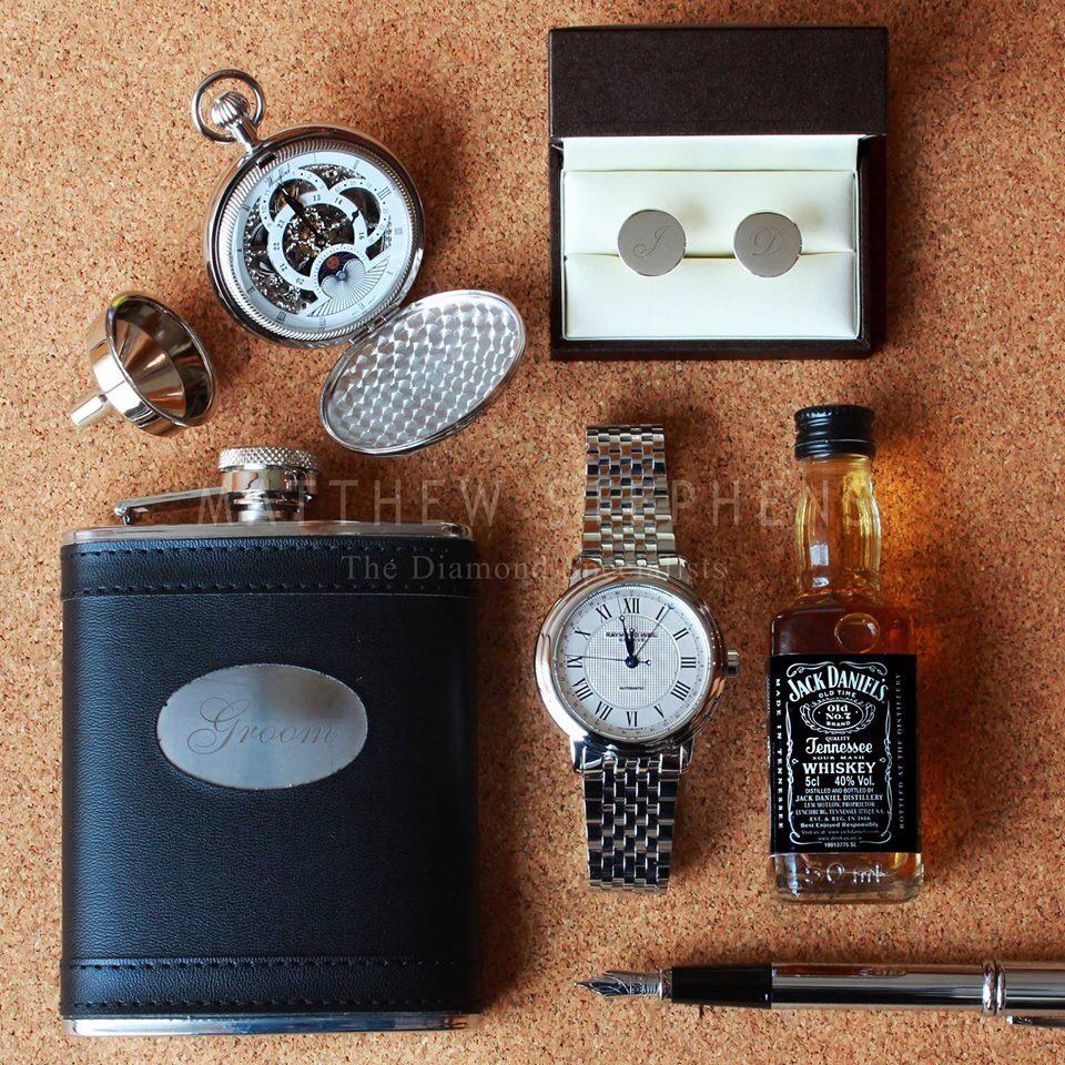 MStephensLimk's tweet photo. Gifts for the Groom - our top picks! #groom #gifts #wedding #fiance #matthewstephensjewellers #thediamondspecialists http://t.co/qNMIFF5l5c
